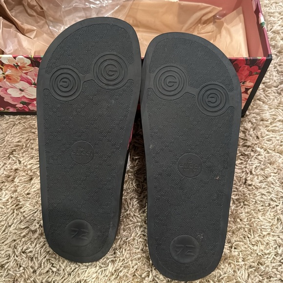 Gucci floral slides - Picture 3 of 4